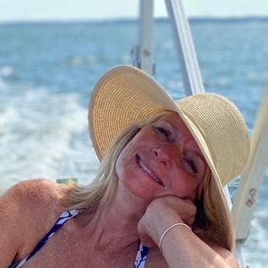 Meet your Posher, Paula